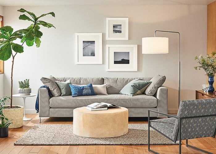 Tranh trang trí cũng là ý tưởng thú vị để decor phòng khách 25m2