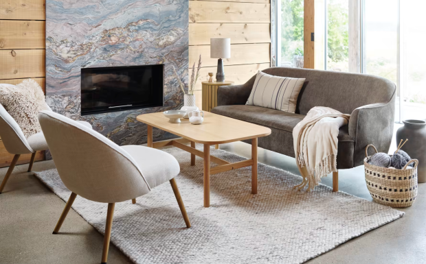 Bàn ghế gỗ phòng khách dưới 10 triệu: các mẫu đẹp và lưu ý khi sử dụng