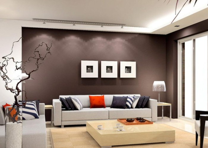 Gối trang trí sofa có họa tiết kẻ sọc nổi bật giúp gia tăng tính thẩm mỹ cho căn phòng khách