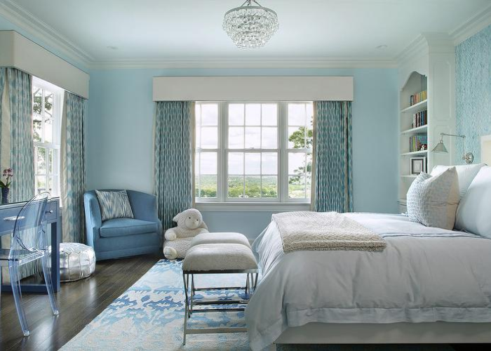 Phòng ngủ tone xanh với hệ thống nội thất tiện nghi, đẹp mắt