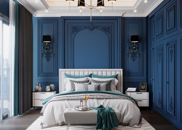 Phòng ngủ với bức tường xanh dương kết hợp với đèn gắn tường màu đen