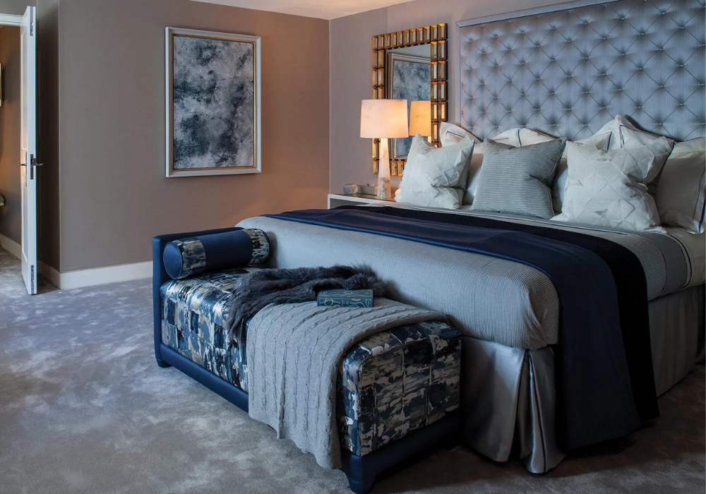 Mẫu phòng ngủ màu xanh dương theo phong cách cổ điển