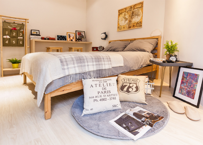  Decor phòng ngủ vintage đơn giản phù hợp với những người thích phong cách tối giản mà vẫn đầy đủ tiện nghi. 