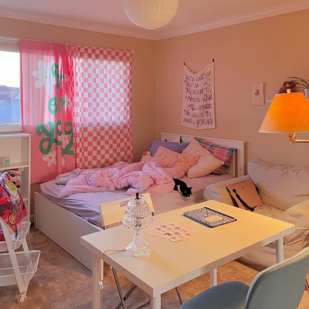 Trang trí phòng ngủ nhỏ cho nữ tông hồng
