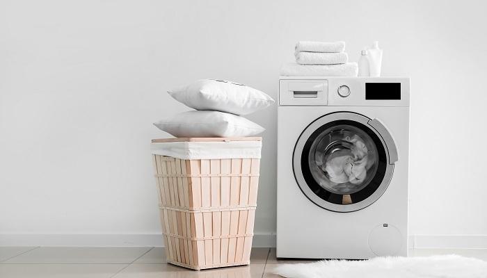 Bạn có thể dễ dàng giặt ruột gối bằng máy giặt tại nhà