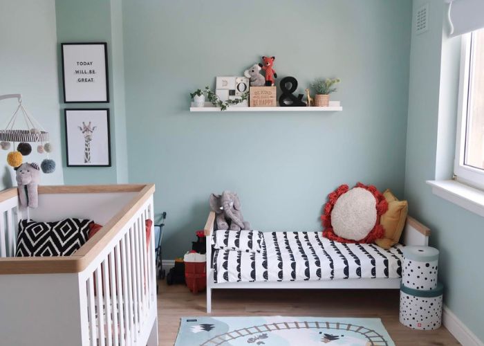 Xanh dương nhạt cũng là lựa chọn màu sơn phòng ngủ đẹp cho bé trai