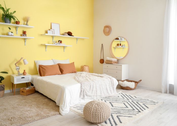  Căn phòng xinh xắn khi có màu sơn phòng ngủ đẹp vàng rực rỡ