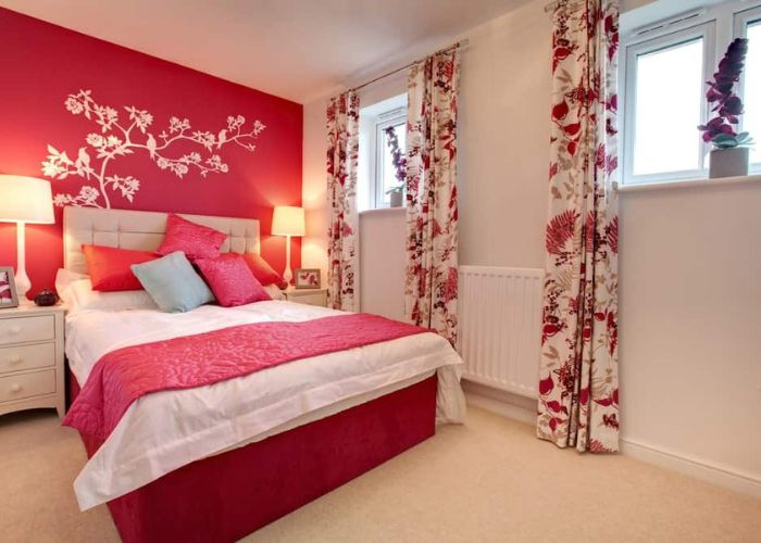   Lựa chọn màu sơn phòng ngủ đẹp - sắc đỏ rực rỡ