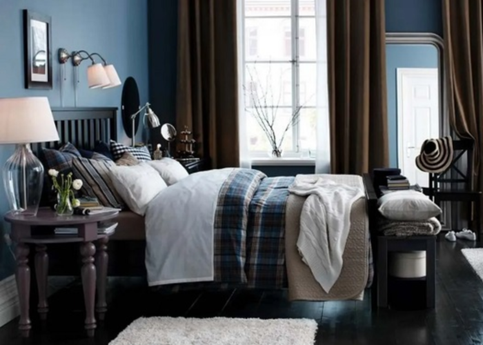 Phòng ngủ xanh navy đậm cùng nội thất phong cách cổ điển
