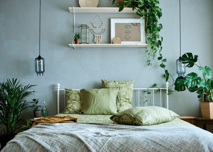 Phòng ngủ xanh lá mang phong cách vintage