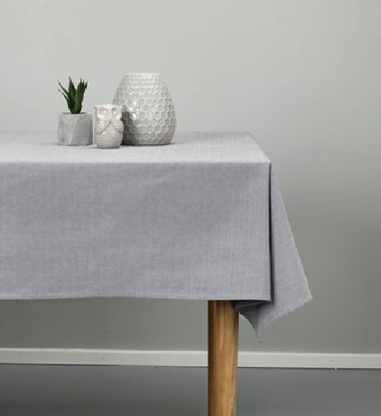 Tablecloths and Table runners