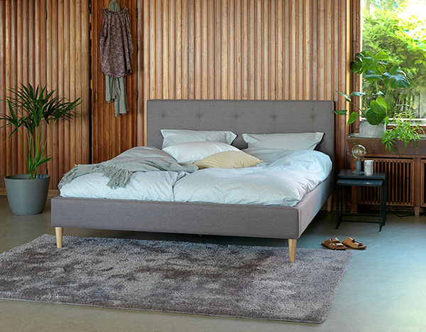 Giường ngủ MILLINGE gỗ công nghiệp, bọc vải xám nhạt, R180xD200cm