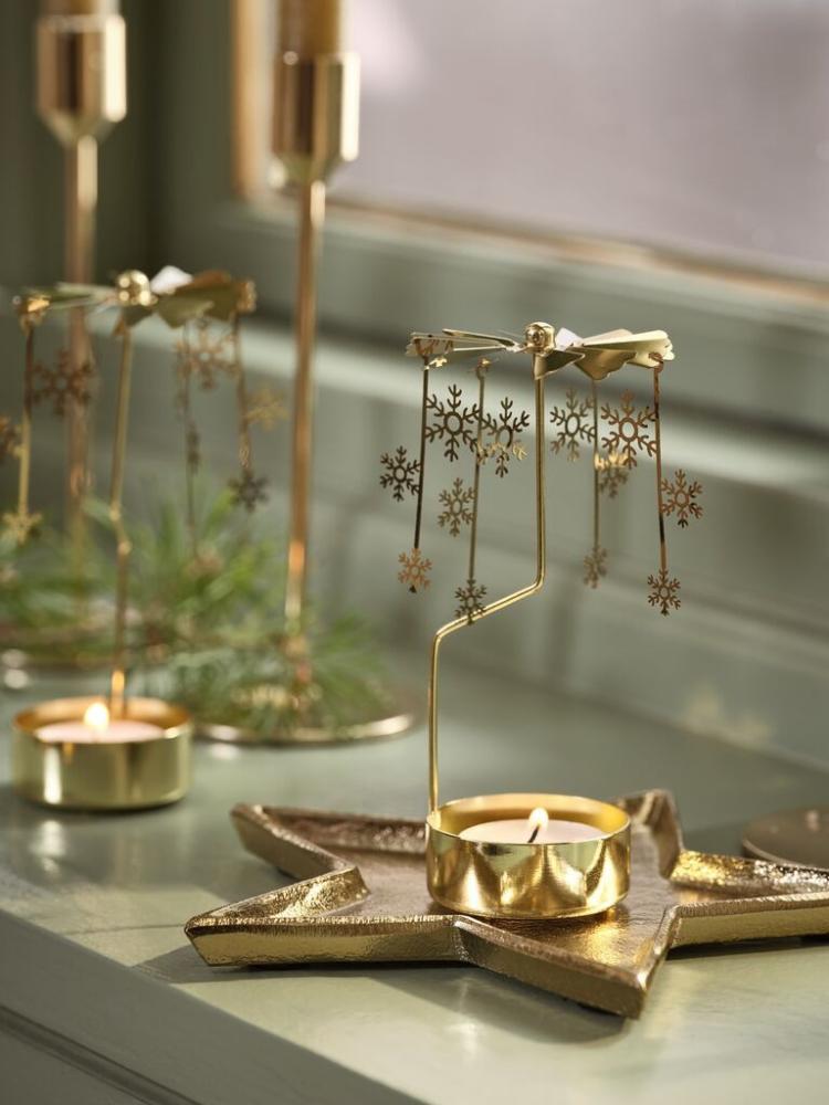 Chân nến bằng thép