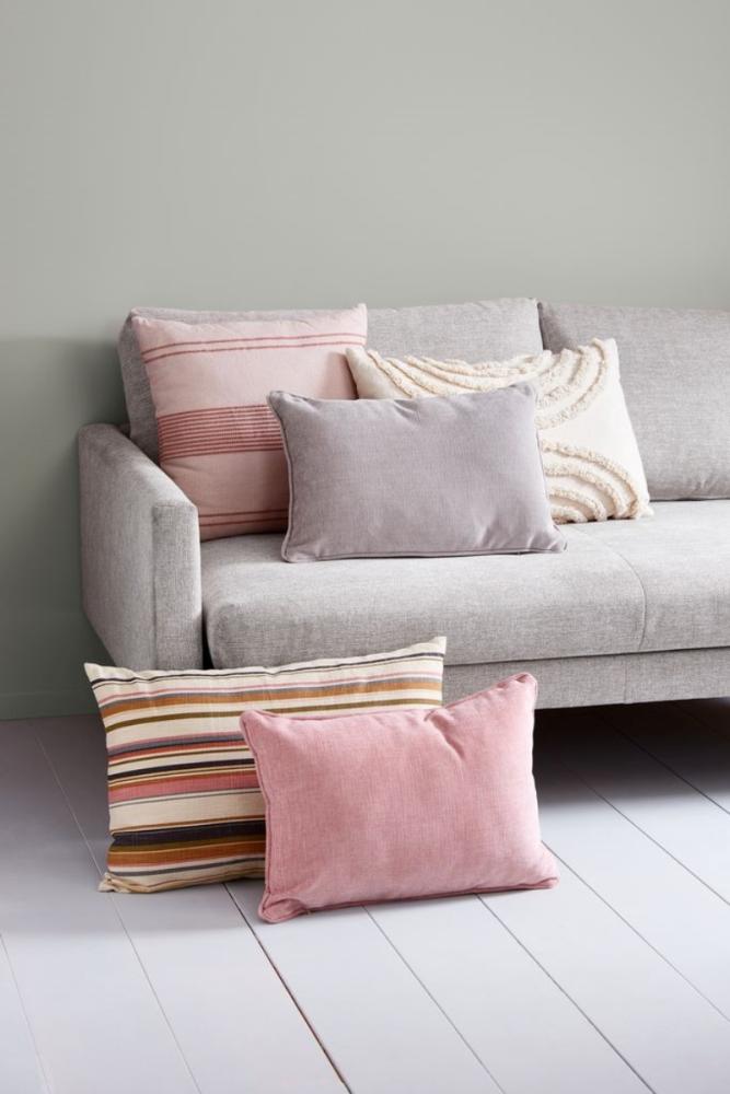 gối trang tr&iacute; m&agrave;u đỏ để trang tr&iacute; ph&ograve;ng kh&aacute;ch đ&oacute;n Tết