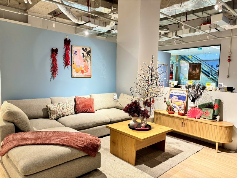 Trang tr&iacute; ph&ograve;ng kh&aacute;ch ng&agrave;y Tết l&agrave; văn h&oacute;a, truyền thống kh&ocirc;ng thể thiếu với người Việt, hy vọng cho một năm mới may mắn.