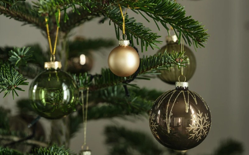 Ý tưởng trang trí cây thông Noel phong cách Bắc Âu