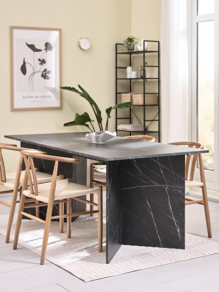 Bàn ăn giả vân đá nhân tạo, chất liệu gỗ công nghiệp tạo điểm nhấn cho phòng ăn gia đình bạn