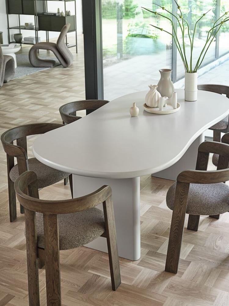 Với thiết kế tinh tế, bàn ăn VORDINGBORG đang là sản phẩm được yêu thích nhất hiện nay