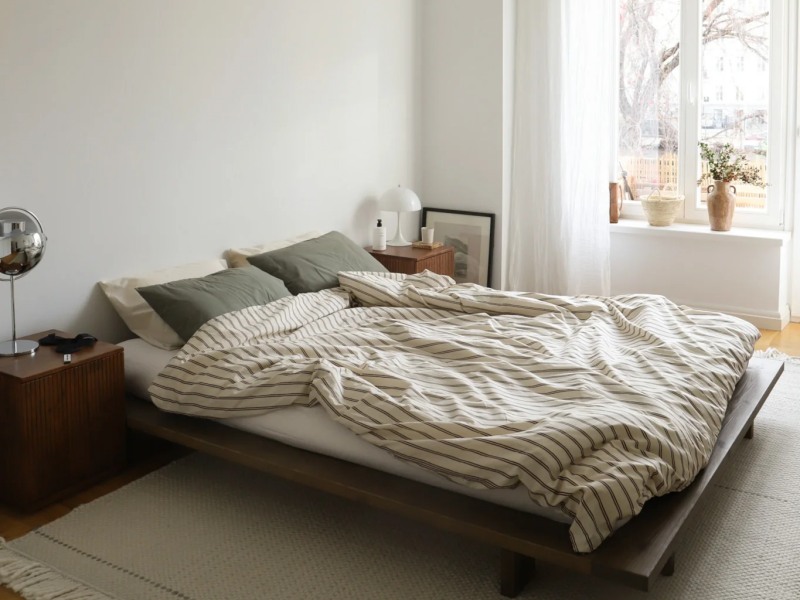 Thiết kế bục cho ph&ograve;ng ngủ nhỏ 8m2
