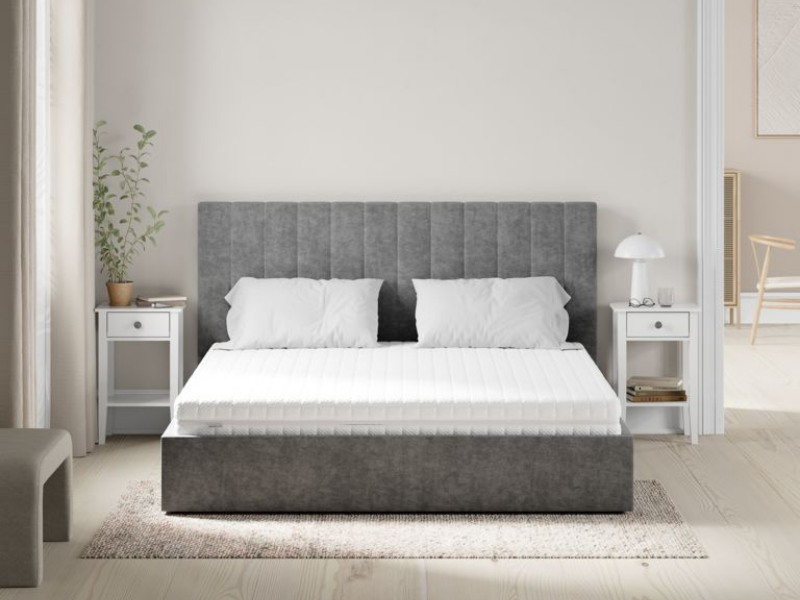 Ph&ograve;ng ngủ 24m2 phong c&aacute;ch tối giản