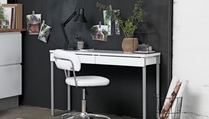 Trang tr&iacute; g&oacute;c học tập cho học sinh cấp 3