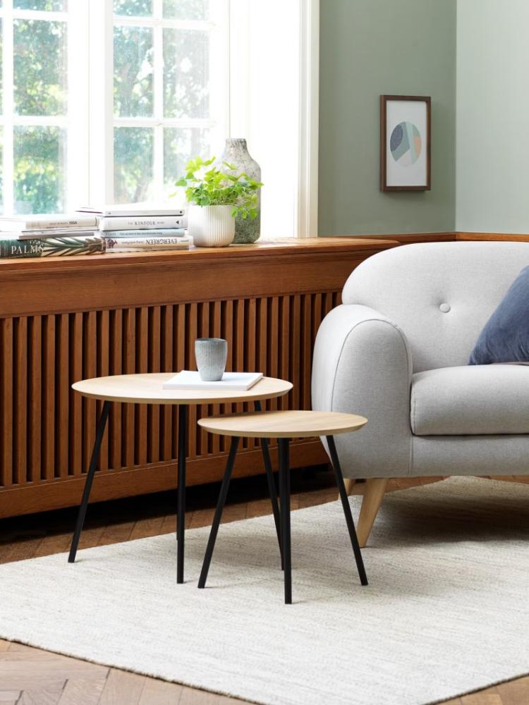 Với không gian phòng khách từ 15m2 bạn có thể trang trí thoải mái hơn