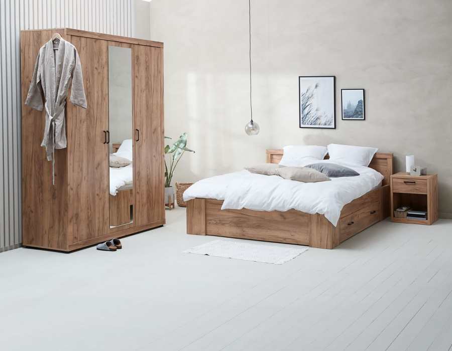 Cần đảm bảo khoảng trống tối thiểu từ 80 đến 100 cm ph&iacute;a trước mặt tủ để c&aacute;c c&aacute;nh cửa mở trọn vẹn