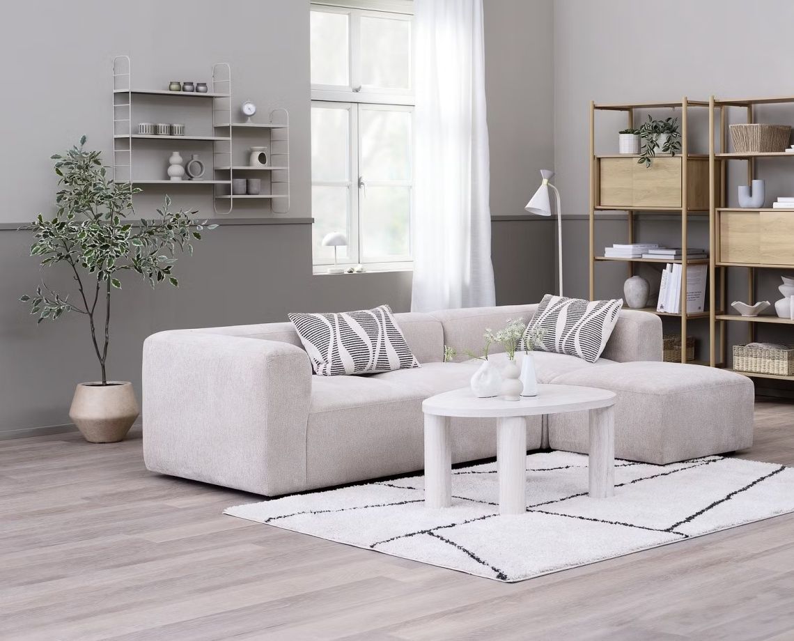 Bộ bàn ghế gỗ tự nhiên cho phòng khách nhỏ