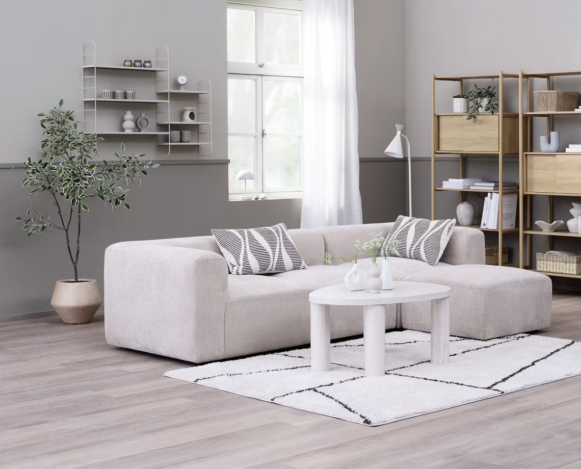 Bộ bàn ghế gỗ tự nhiên cho phòng khách nhỏ