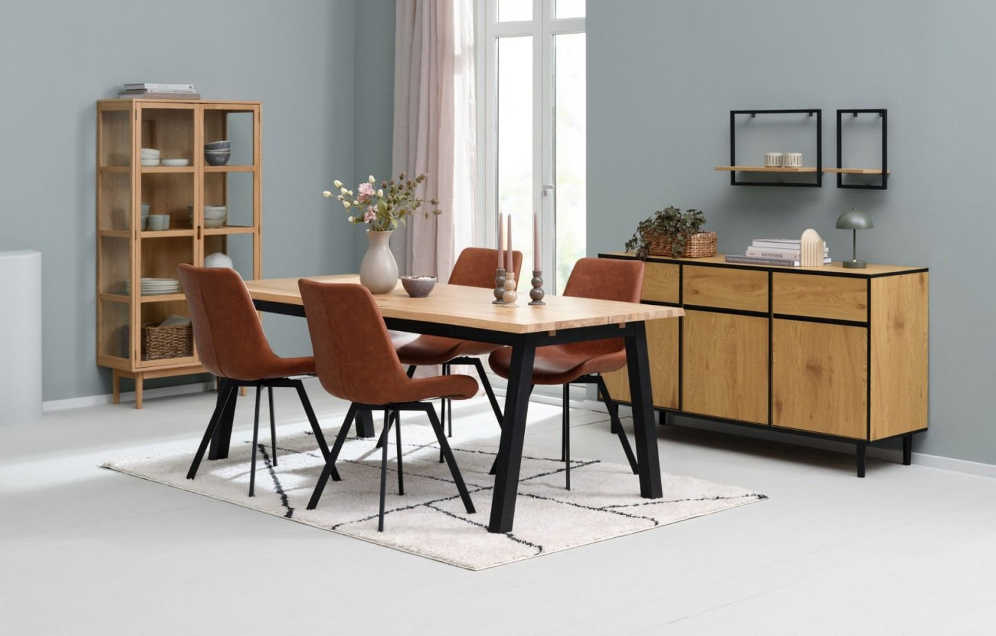 Bộ bàn ghế ăn 4 chỗ ngồi