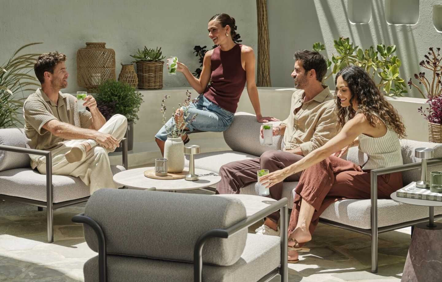 sofa ngoài trời
