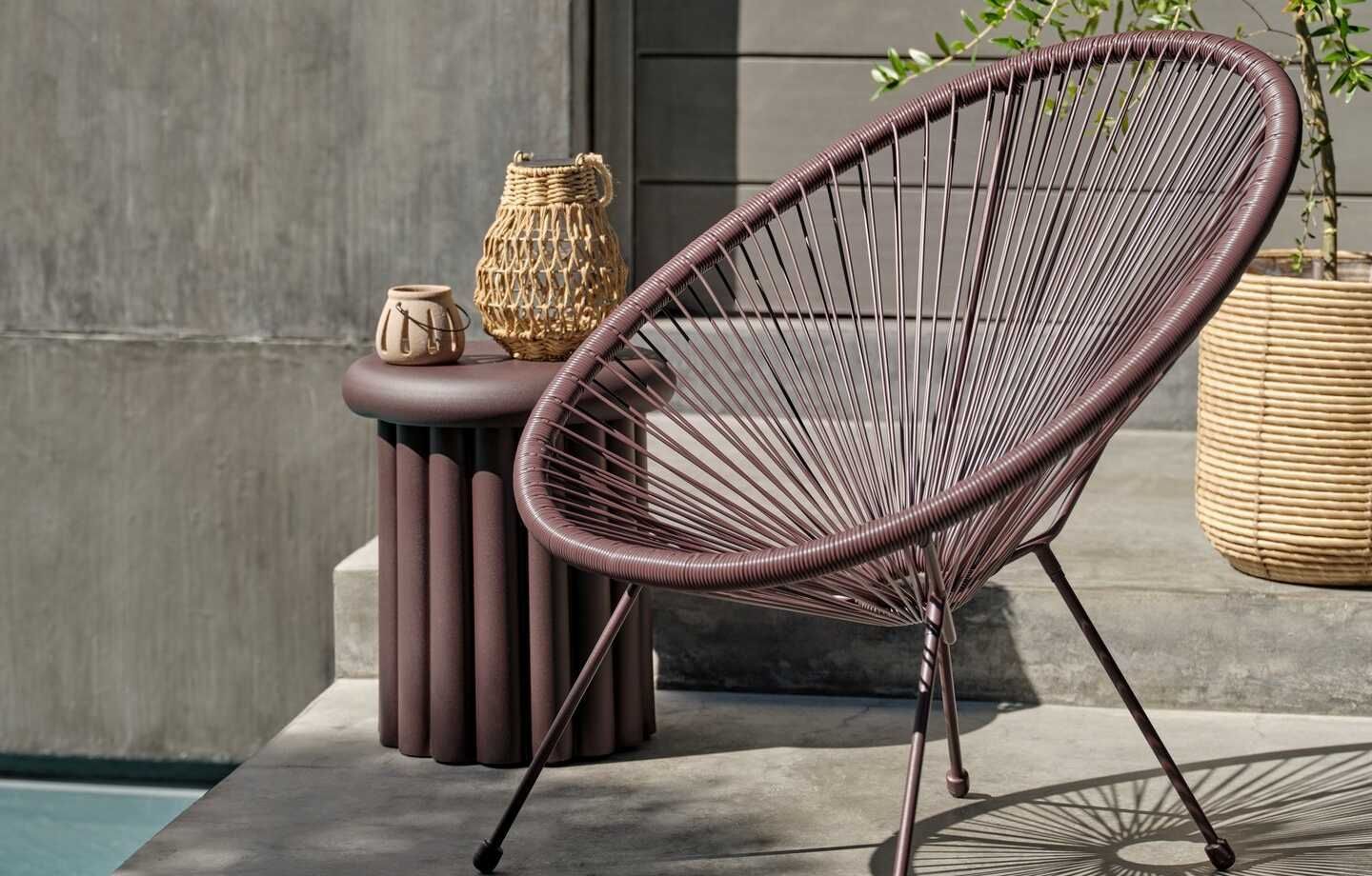 Mẫu bàn ghế ban công đẹp, giá rẻ, được ưa chuộng nhất hiện nay