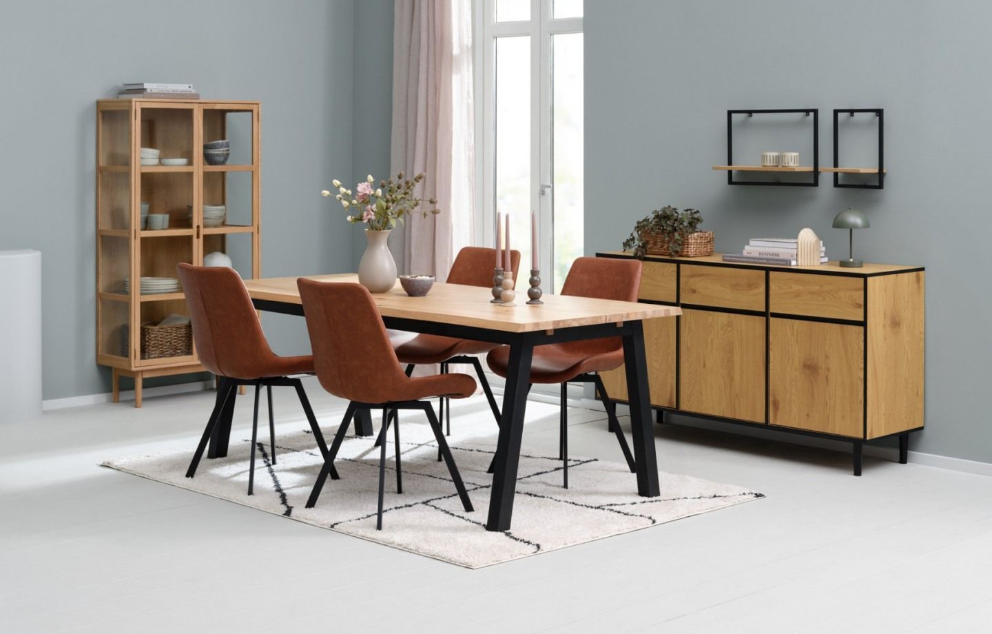 Bộ bàn ghế ăn 4 chỗ ngồi