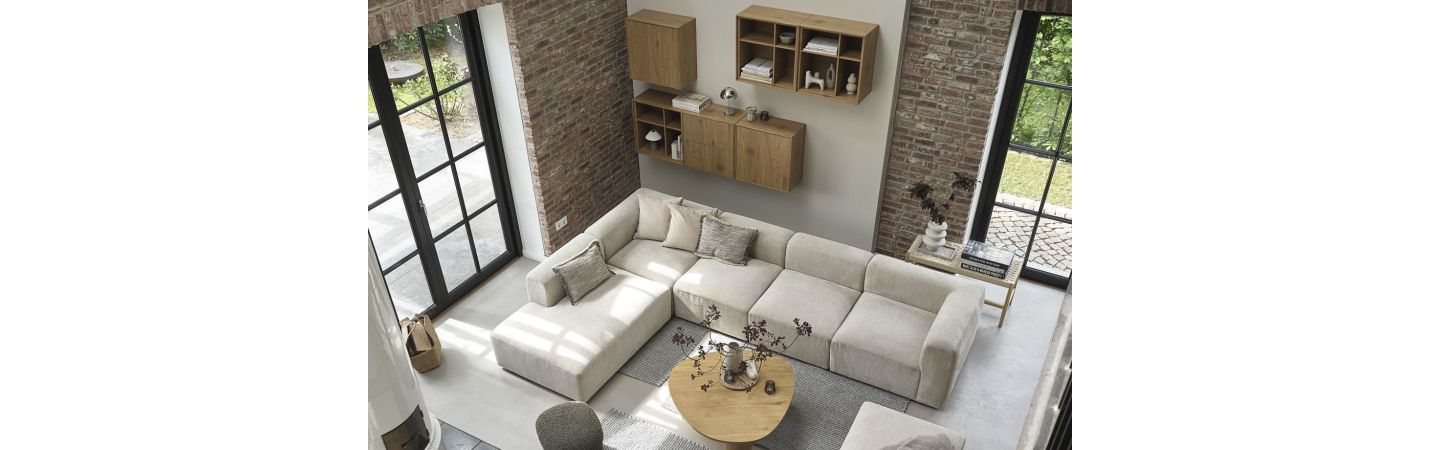 Kệ sách không chỉ để trang trí: 4 cách trang trí và sử dụng thông minh