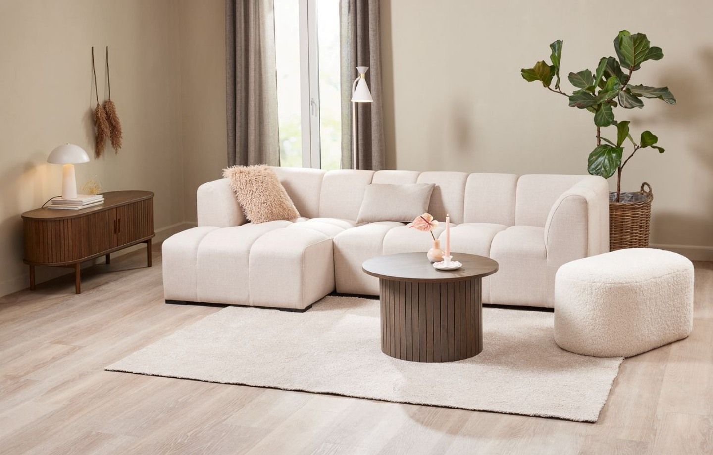 5 dấu hiệu cho thấy đã đến lúc thay ghế sofa mới phòng khách