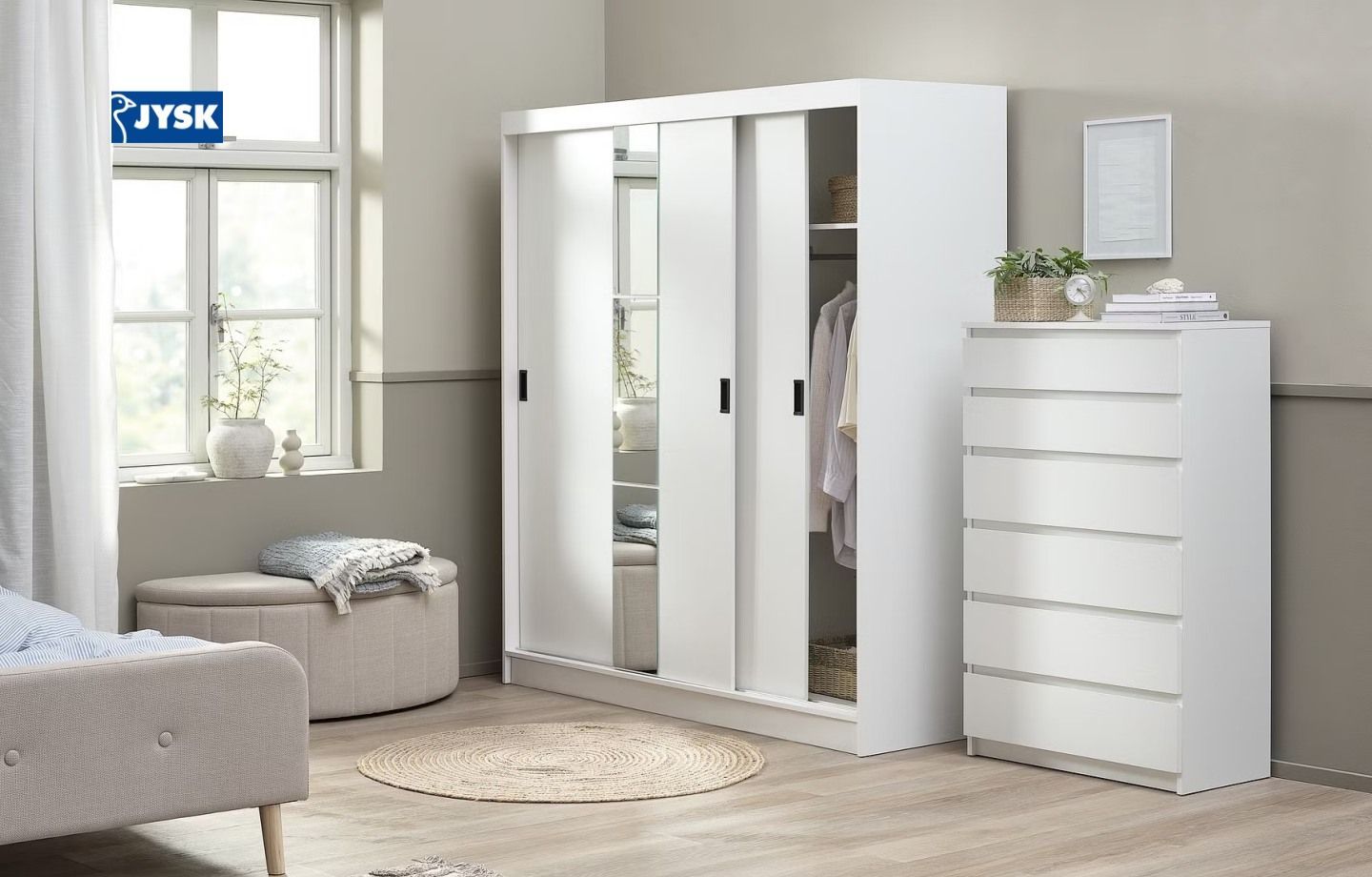 Kích thước tủ quần áo tiêu chuẩn, phù hợp cho từng không gian