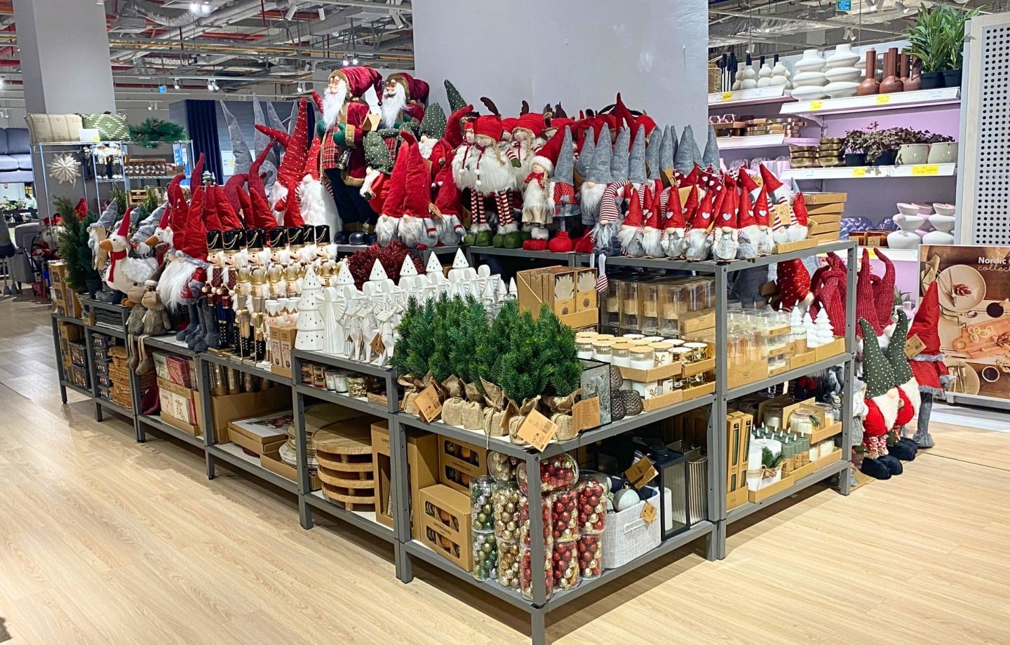 Thời điểm mua đồ trang trí Noel để có giá tốt