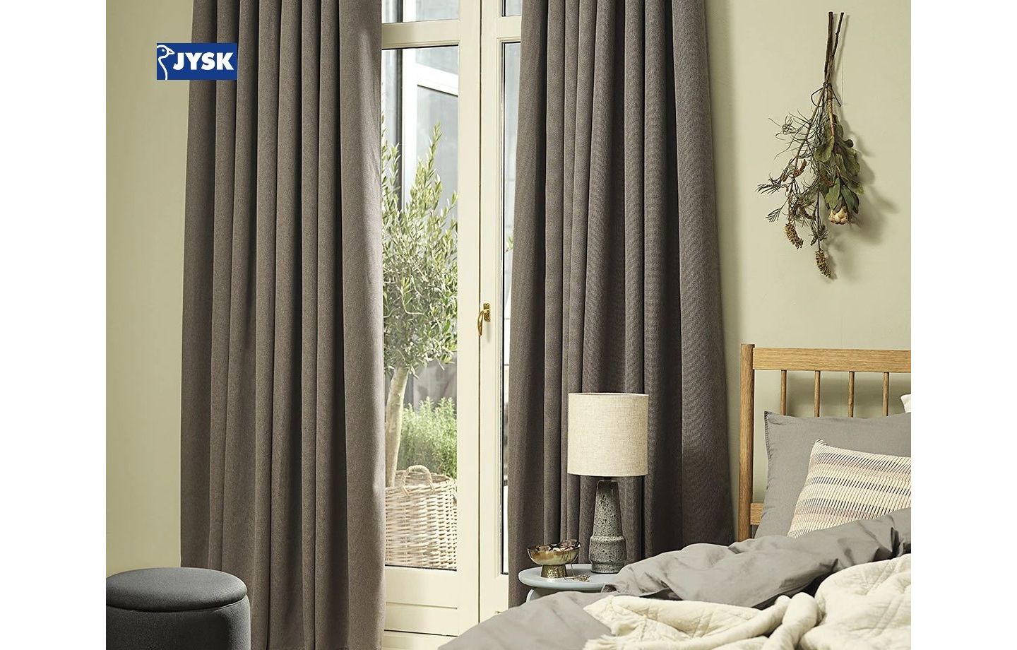 Top 20 mẫu rèm cửa sổ phòng ngủ đẹp và giá rẻ