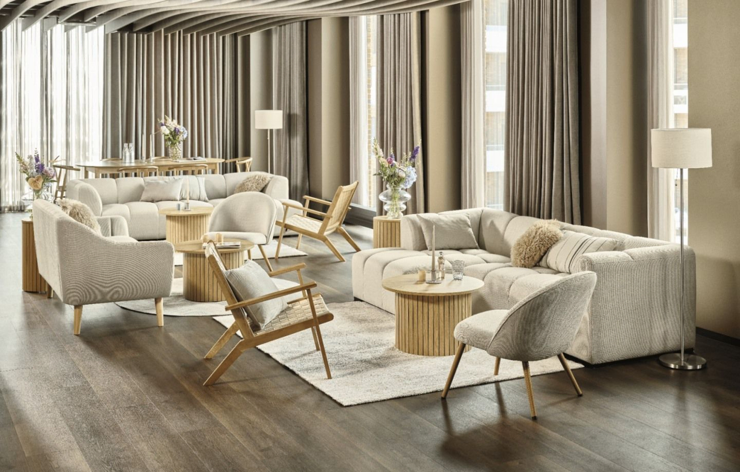 Sofa màu sáng 3-4 chỗ ngồi