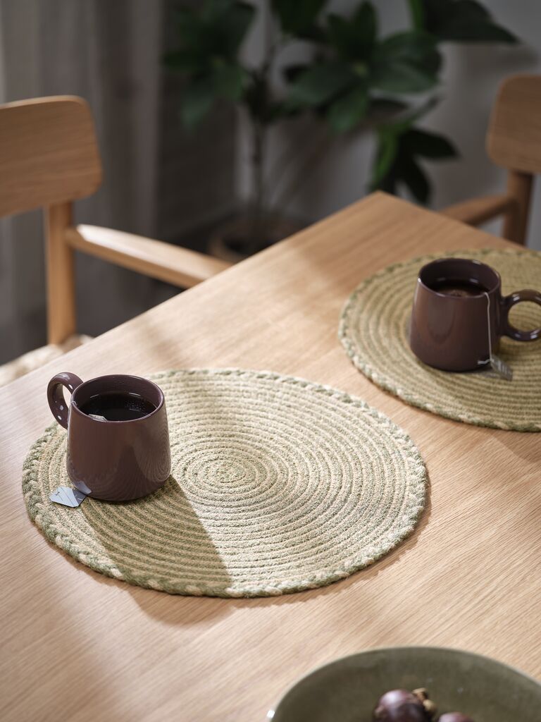 Tấm l&oacute;t đĩa | TETTEGRAS | sợi đay | m&agrave;u tự nhi&ecirc;n/xanh l&aacute; | &Oslash;37cm