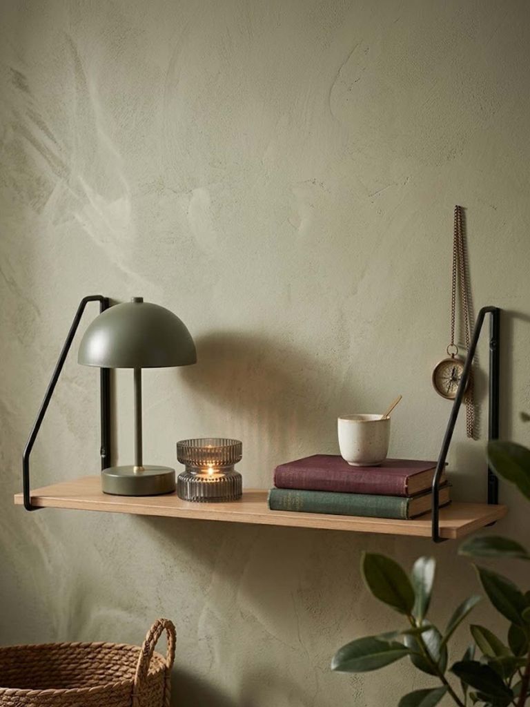 Kệ treo tường 1 ngăn | HEJSAGER | gỗ công nghiệp | màu tự nhiên/đen | R65xS20xC27cm
