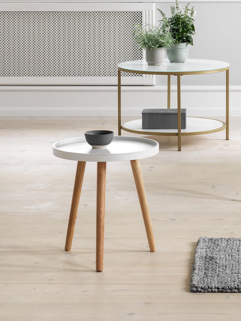 Bàn góc | BAKKEBJERG | gỗ công nghiệp/gỗ cao su | trắng/sồi | Ø40xC43cm