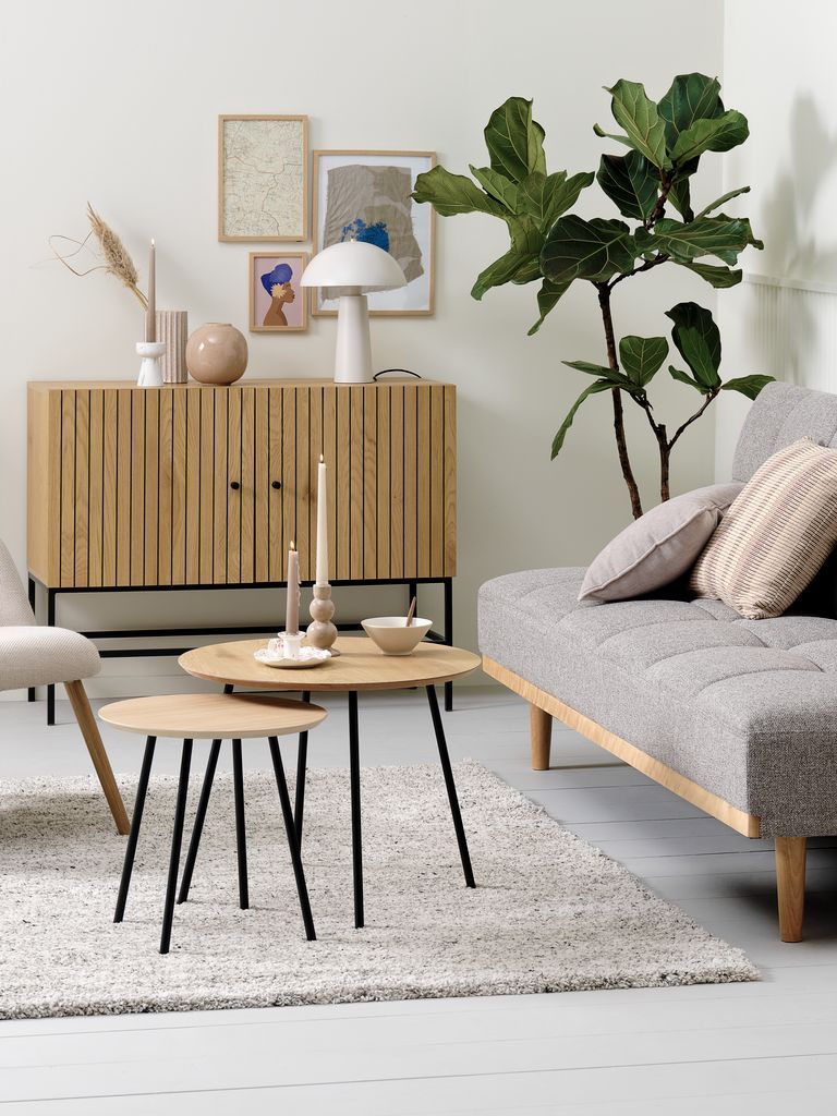 Bàn góc | NYBO | gỗ công nghiệp/kim loại | đen/sồi | Ø55xC45cm