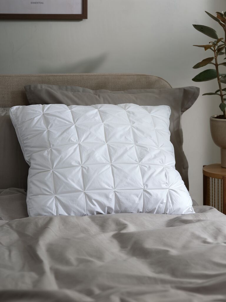 Ruột gối polyester | TVERFJELLET | trắng | R50xD70cm | 875gr