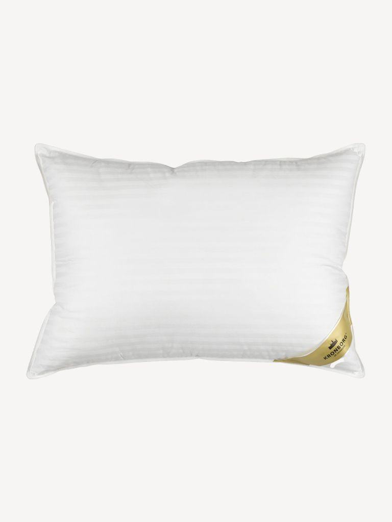 Ruột gối Polyester Svalia