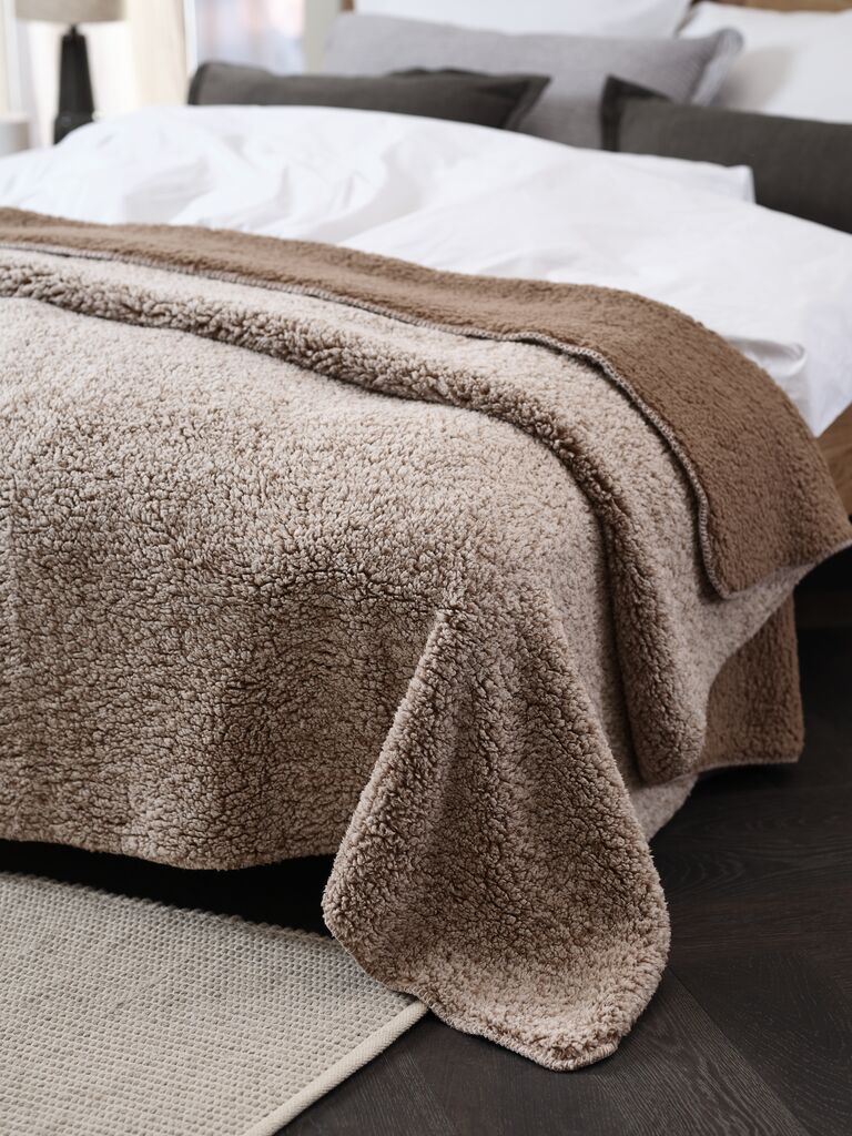 Chăn sofa | STORFRYTLE | polyester | vàng cát đậm | R200xD220cm