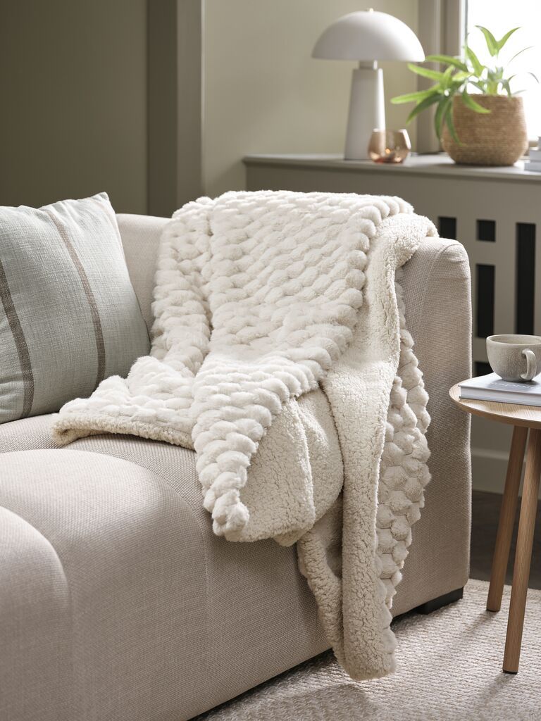 Chăn sofa | HVIDBLOMME | polyester | trắng | R150xD200cm