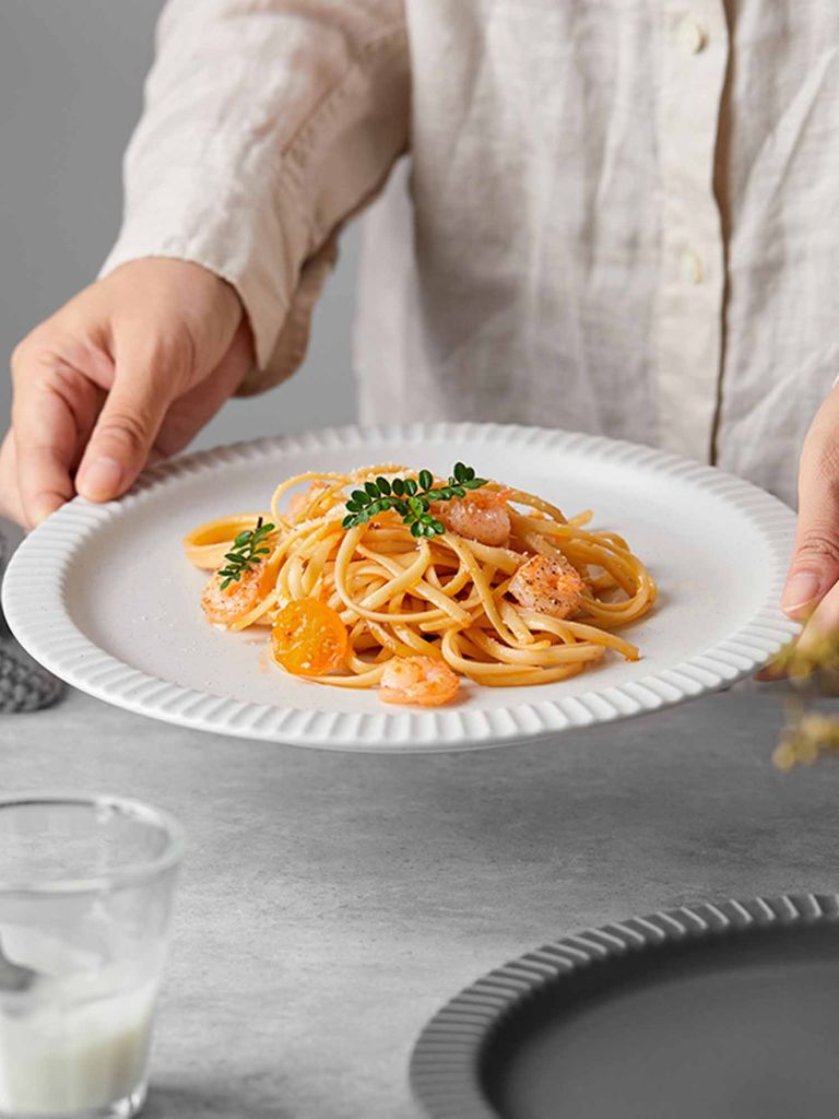 Đĩa | MAGNUS | gốm | xám nhạt | Ø25.4xC2.1cm