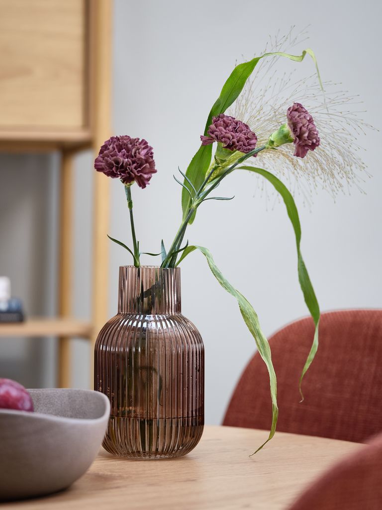 Lọ hoa | YNGVAR | thủy tinh | nâu | Ø12xC21cm