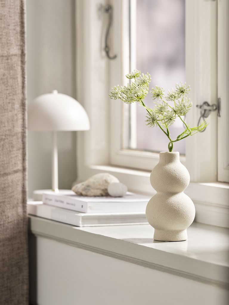 Lọ hoa | REGNVALD | gốm | màu tự nhiên | Ø8xC16cm